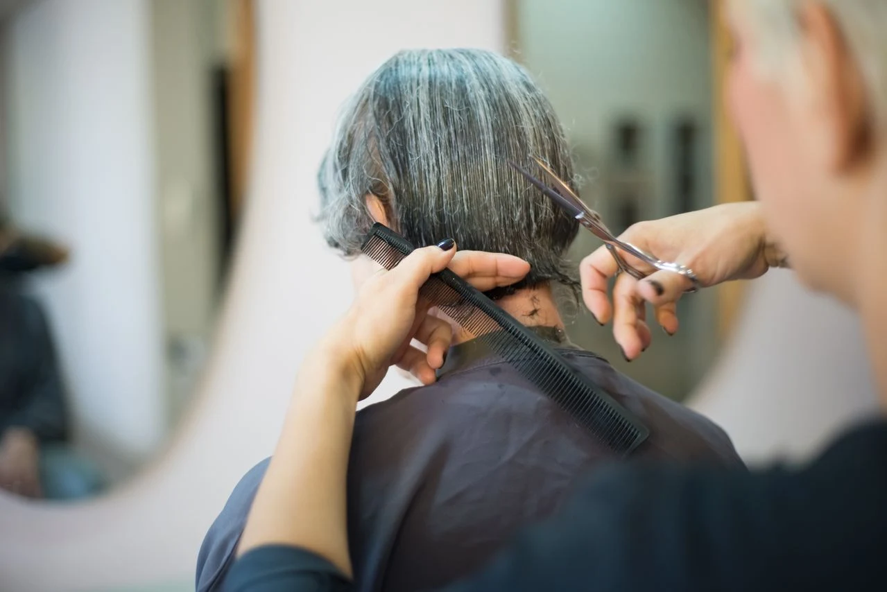 Wash & Haircut – Women's Basic Haircut